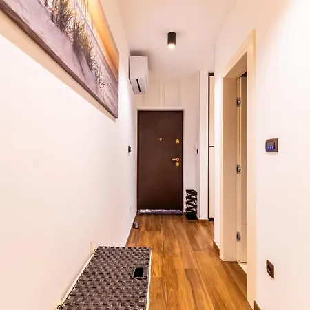 Moon Lejlighed Split